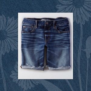 AEO Slouchy Bermuda Denim Shorts Sz 6